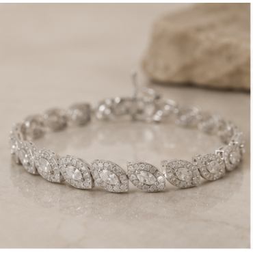 Luxury Silver Alloy CZ Link Bracelet with Marquee-Cut Solitaire