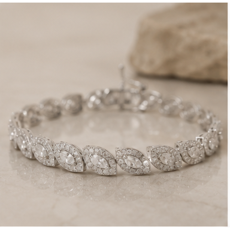 Luxury Silver Alloy CZ Link Bracelet with Marquee-Cut Solitaire