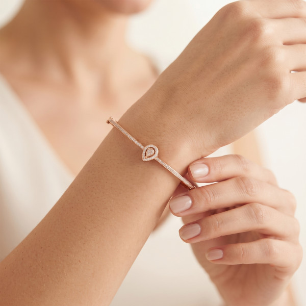 Rosé Amour Heart Bangle