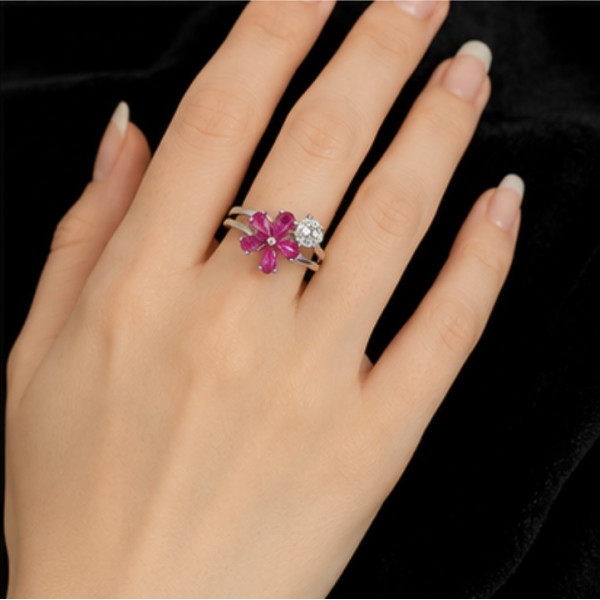 Fuchsia Petal Ring