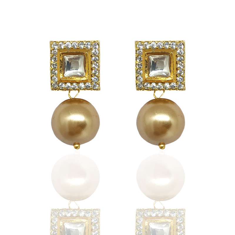 Kundan Pearl Earrings Gold