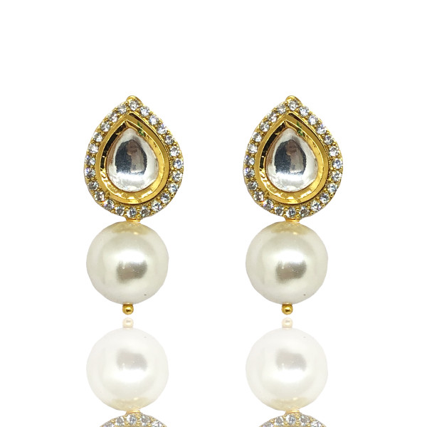 Kundan Gold and Pearl Earrings 