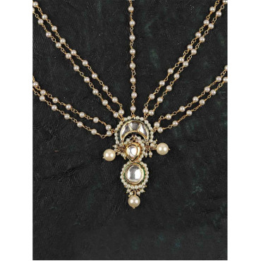 Advika Trendy Maang tikka Advika Trendy Maang tikka