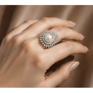 Regal Lumina Ring